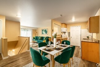 1260-1326 Holmes Rd, Ypsilanti, MI 48198