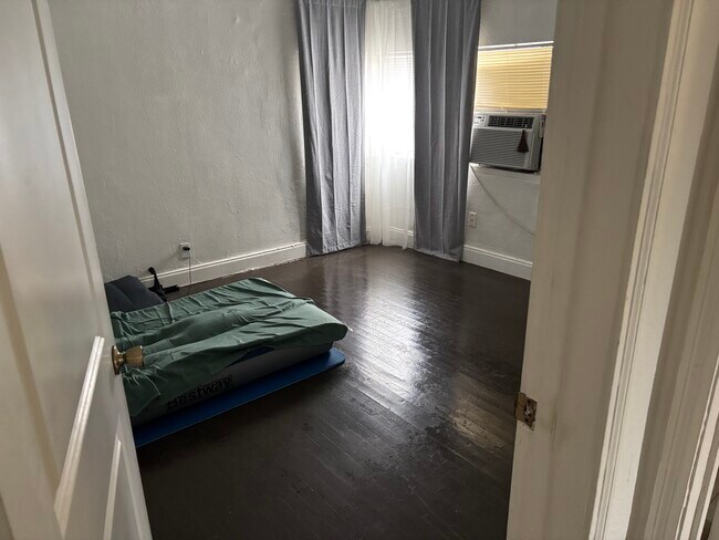 2107 16th St unit 1, Corpus Christi, TX 78404 - photo 6