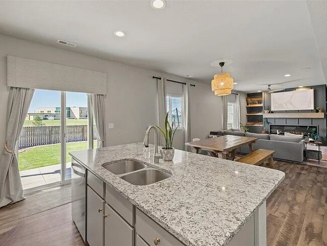 6047 Mumford Dr, Colorado Springs, CO 80925 - photo 5