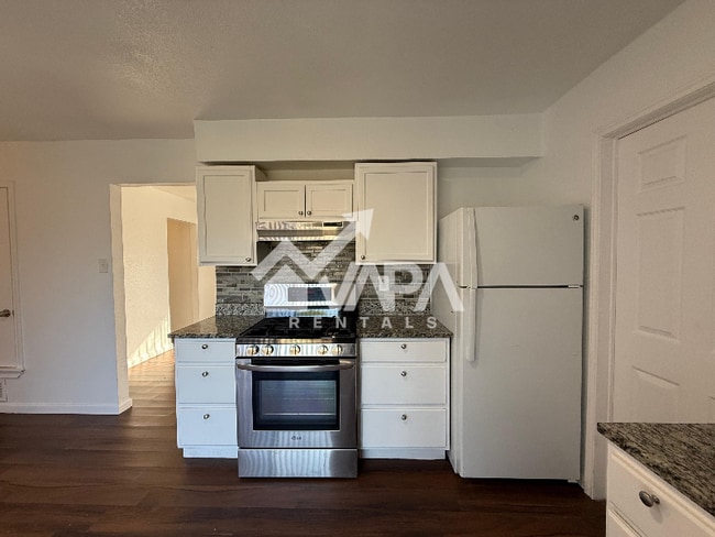 5331 Bakersfield St, San Antonio, TX 78228 - photo 4