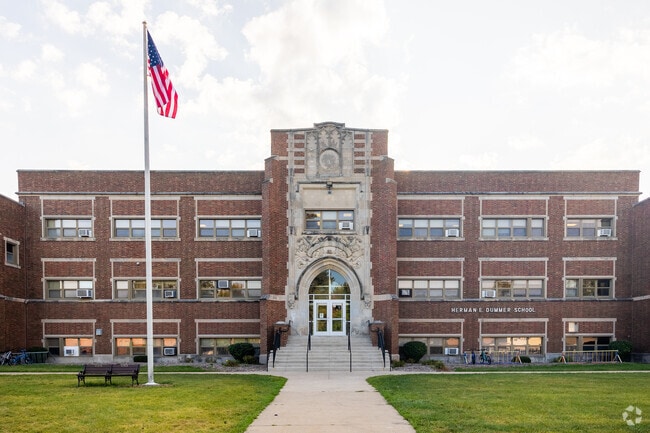 Welcome to Herman E Drummer Elementary School, located in Sandwich, IL.