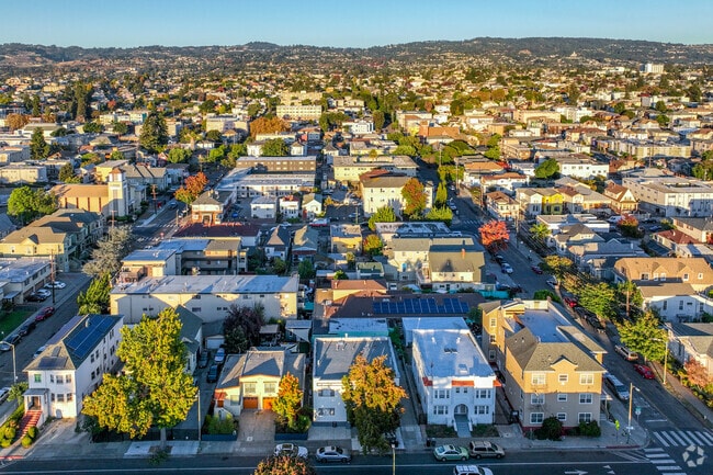 Most Clinton neighborhood residents are renters, but those who own homes here are proud owners.