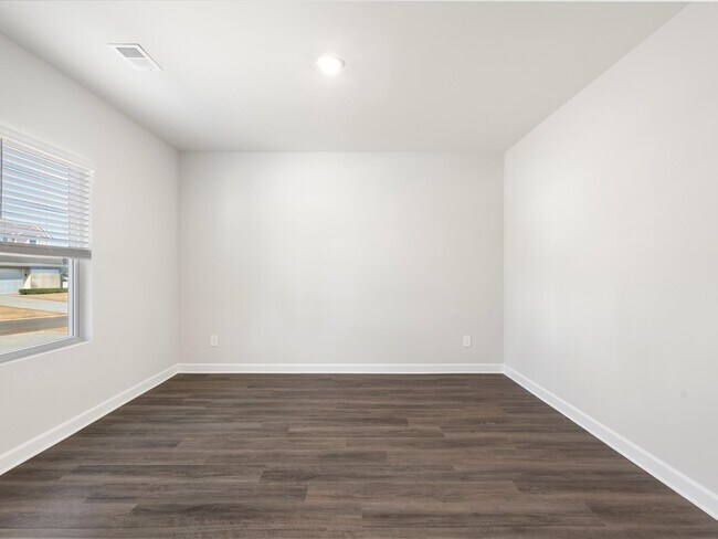 789 Treeline Rd, Moore, SC 29369 - photo 4