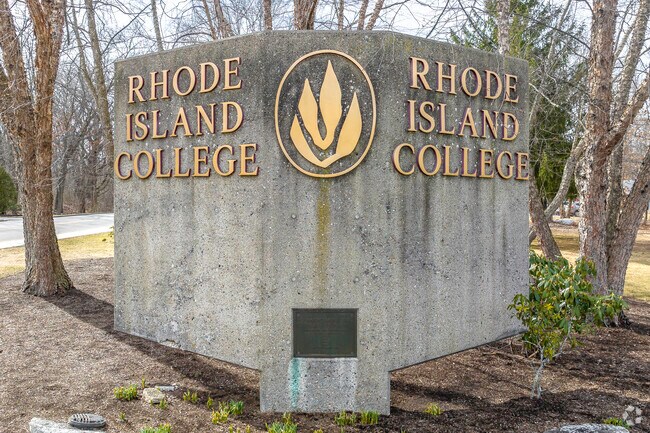 Rhode Island College, adds an academic touch to the vibrant neighborhood of Manton.