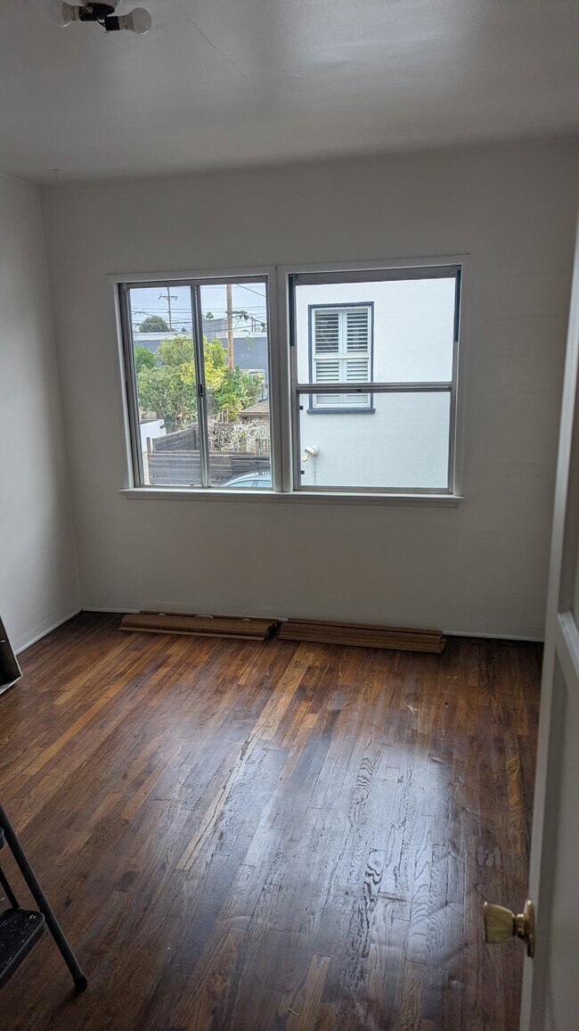803 1/2 Indiana Ave unit 1, Venice, CA 90291 - photo 5