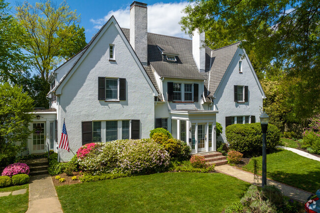 An old Colonial style home that has been divided in to townhomes in the Wawaset community.