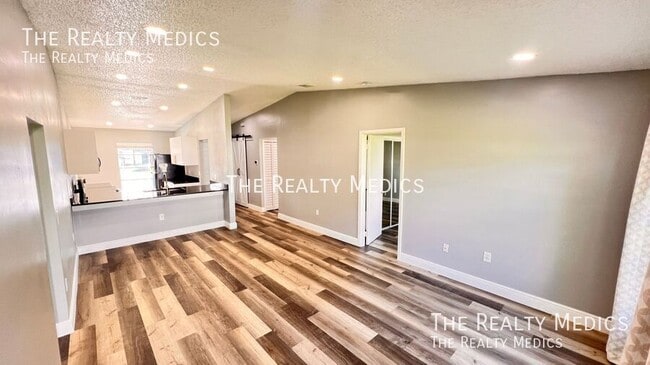 1184 Calanda Ave, Orlando, FL 32807 - photo 4