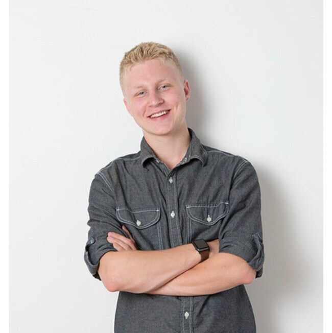 Agent Photo