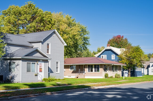 Shaded residential streets in Arcadia are lined with a variety of charming single-family homes.