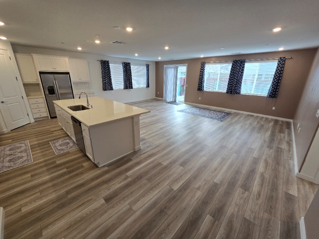 1743 Shingle Ave, Manteca, CA 95337 - photo 4