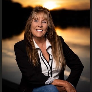 Sandy McKnight