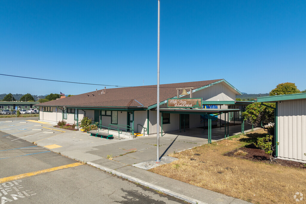 Pacific Union Elementary School is located in Arcata, California.