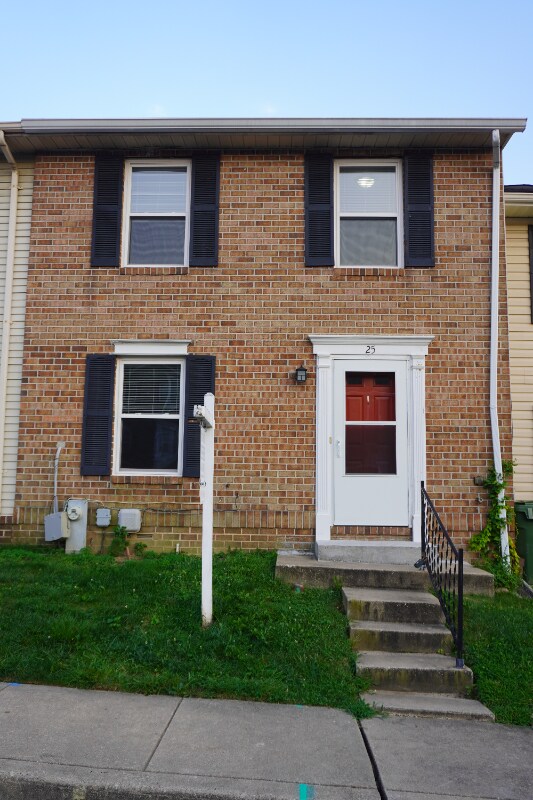 25 Patrick Ct, Abingdon, MD 21009