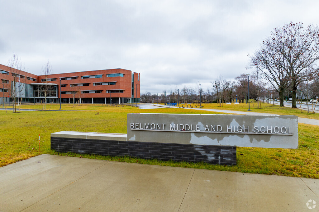 Belmont High School has an overall grade of A+ on Niche.