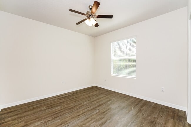 43 N Center St, Ormond Beach, FL 32174 - photo 7