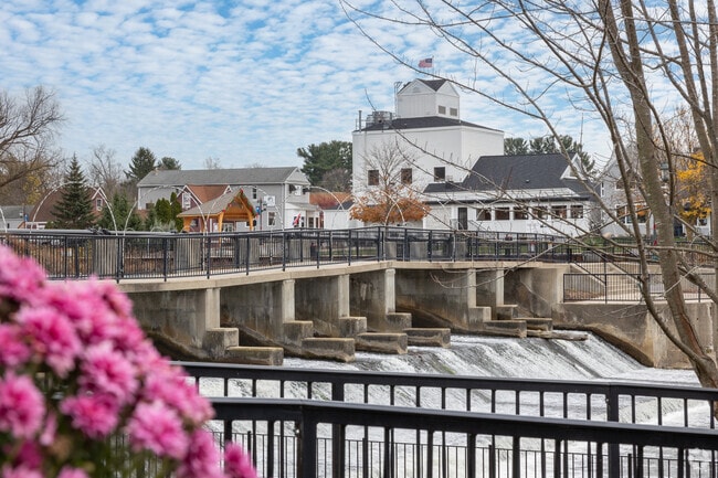 The Rockford Dam on the Rogue River is right next to downtown.