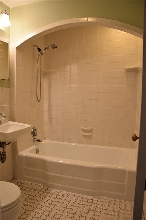 134 Fuller St unit 3, Brookline, MA 02446 - photo 7