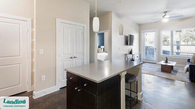 3501 Ross Ave unit 1103, Dallas, TX 75204 - photo 4