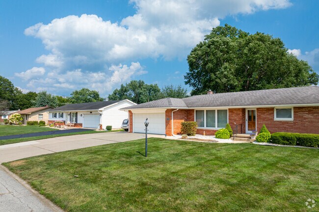 There are no sidewalks in Terrace Meadows, but traffic is slow.