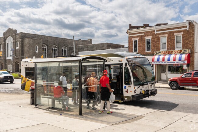 The bus in Mosher provides easy access to the heart of Baltimore.