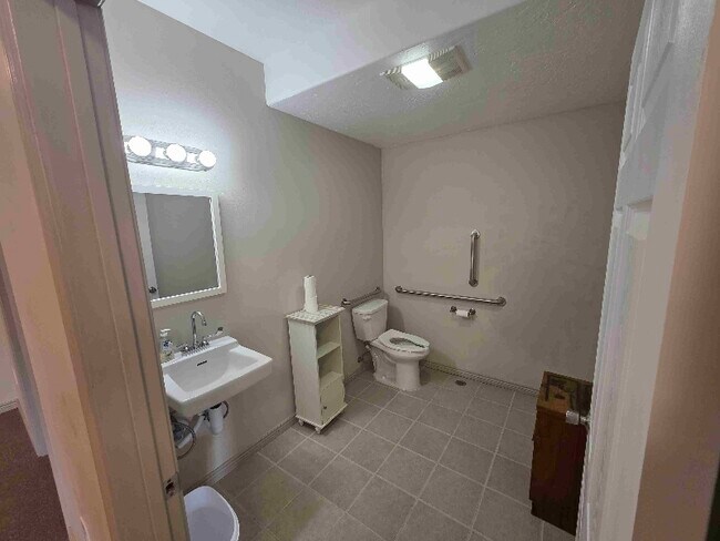 14 4th St NW, Great Falls, MT 59404 - photo 5