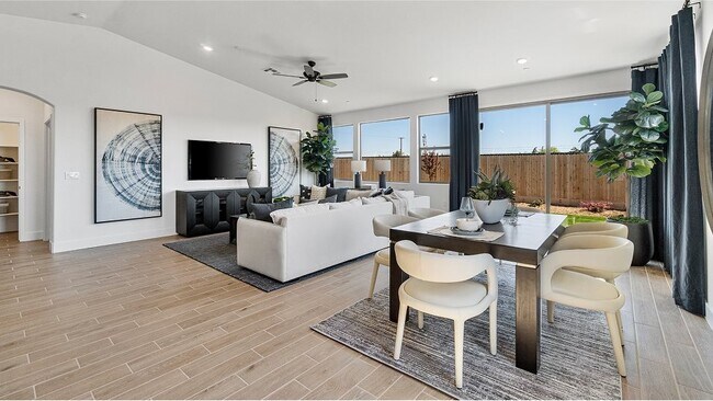 7406 Peach Grove Ln, Bakersfield, CA 93313 - photo 7