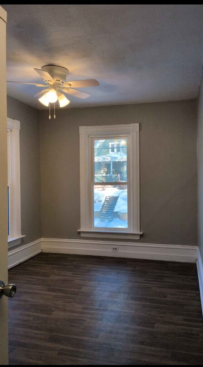 327 S Adams St unit B, Saint Croix Falls, WI 54024 - photo 6