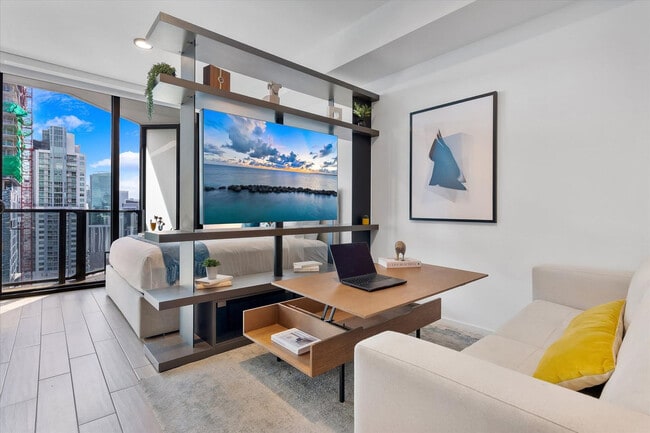 The Elser unit ID1372298P, Miami, FL 33132 - photo 2