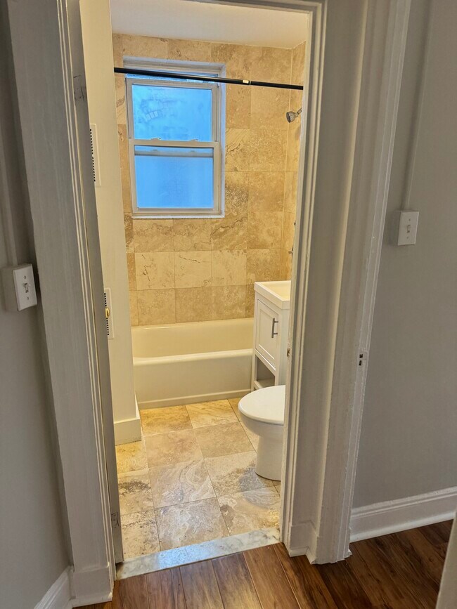 224 Hanover St unit 20M, Boston, MA 02113 - photo 4