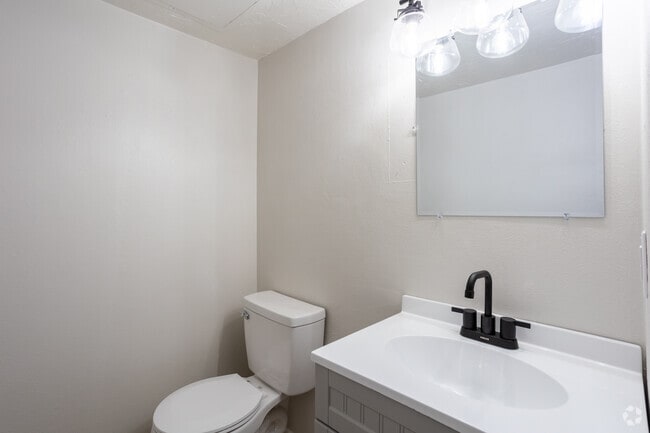 2BR, 1.5BA - Townhouse - Half Bath