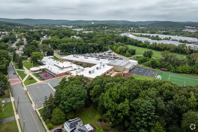 A C Mac Kinnon Middle School is a well rated public school in Wharton, NJ.