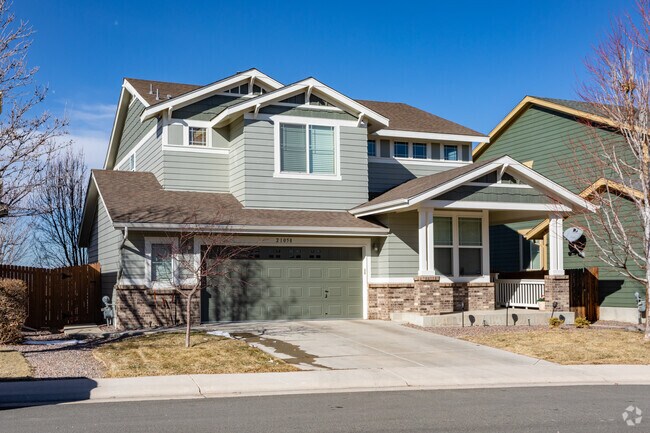 Craftsman style homes are common in Tallgrass.