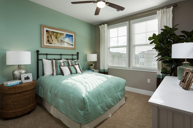 Signature Collection Guest Bedroom