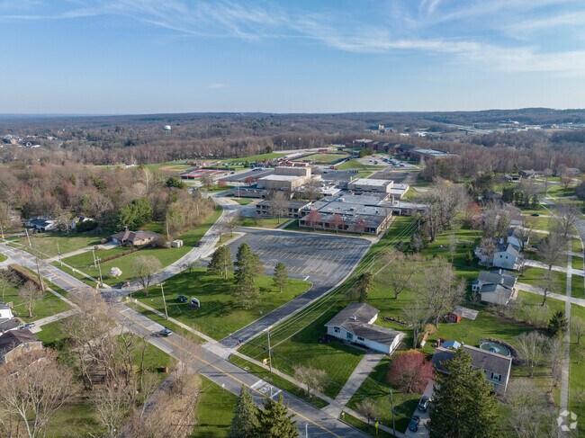 Over 1,350 students attend Brecksville-Broadview Heights High School.