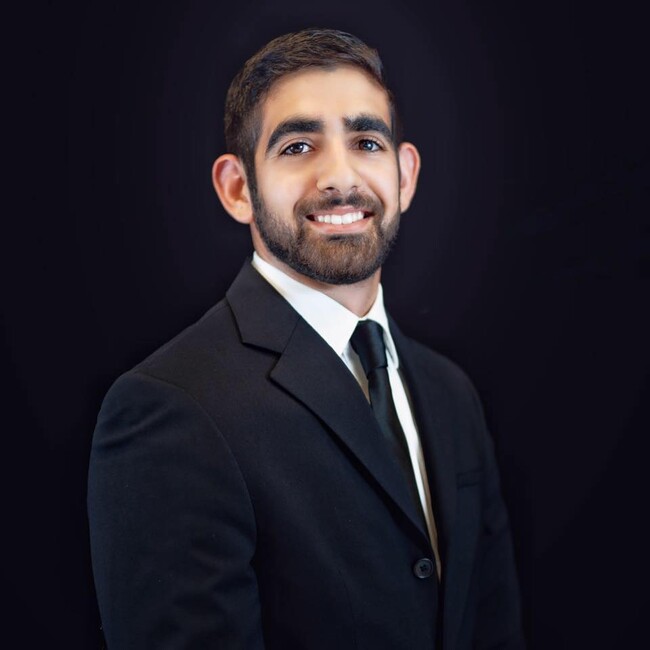 Agent Photo