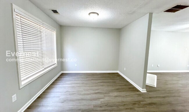 4868 Browns Mill Ferry Rd, Lithonia, GA 30038 - photo 6