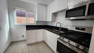 8027 1/2 Gardendale St, Downey, CA 90242