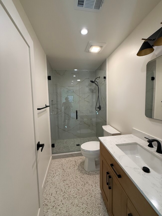 2115 Hyperion Ave, Los Angeles, CA 90027 - photo 6