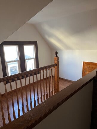 518 5th Ave S Unit Reuben Halverson, La Crosse, WI 54601