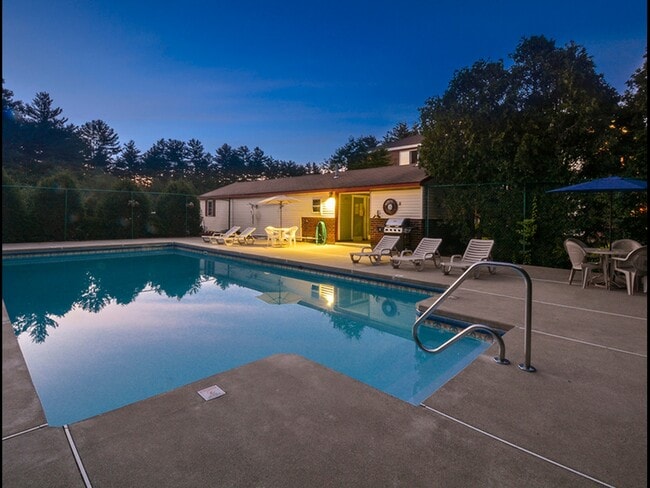 Sparkling Pool