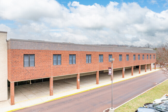 Lower Pottsgrove Elementary School serves students in grades 3-5.
