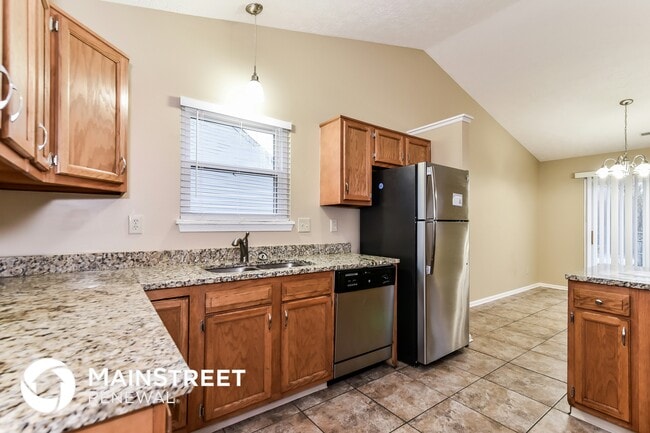 3935 Libra Ln, Indianapolis, IN 46235 - photo 5