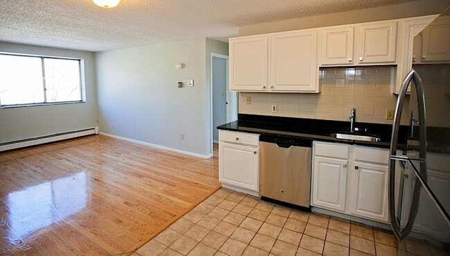 11 Murdock St unit 3-2, Somerville, MA 02145 - photo 2
