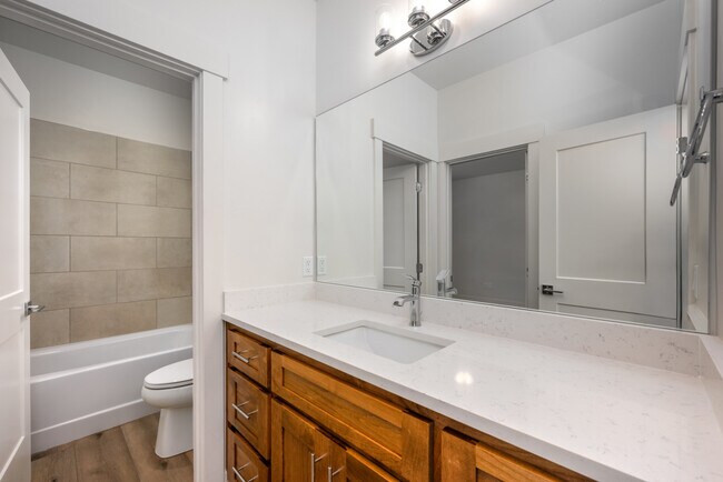 1092 Timber Ridge Loop, Klamath Falls, OR 97601 - photo 7