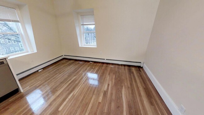66 Walden St unit 4, Cambridge, MA 02140 - photo 4