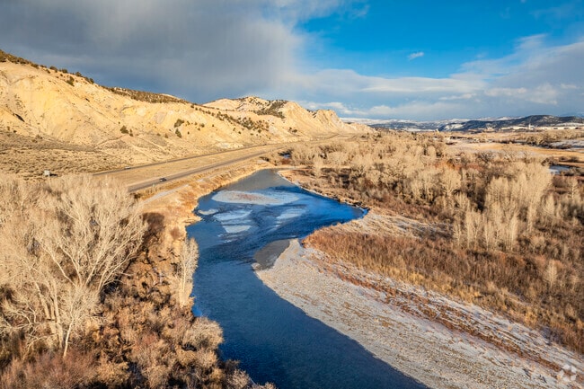 The Eagle River near Gypsum is a paradise for anglers, offering gold medal waters filled with rainbow and brown trout. Whether wading in or floating downstream, fishing here provides a peaceful escape, stunning views, and the thrill of landing the perfect catch.
