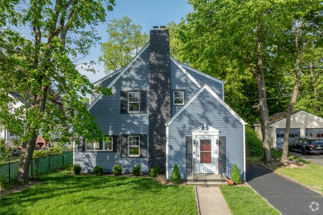 There are many styles of homes in North Caldwell, NJ.