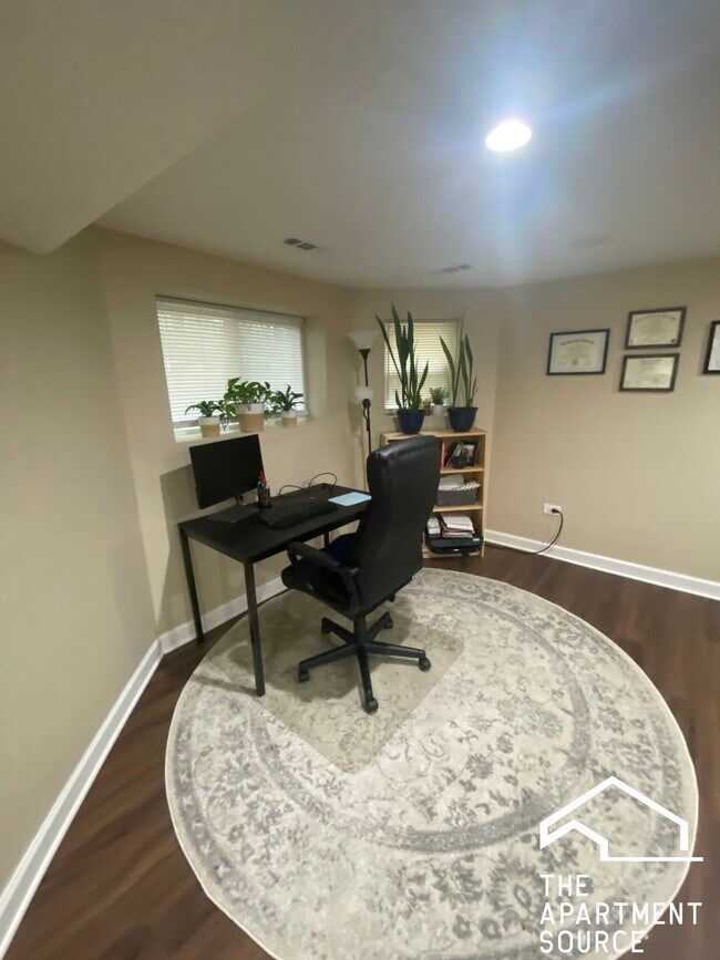 2118 N Avers Ave unit G, Chicago, IL 60647 - photo 7