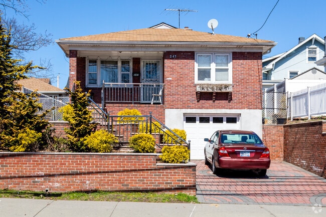 More modest single-family homes list for about $499,000 to $650,000 in Stapleton.