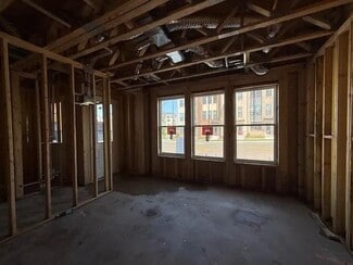 2621 River Birch Rd, Herndon, VA 20171